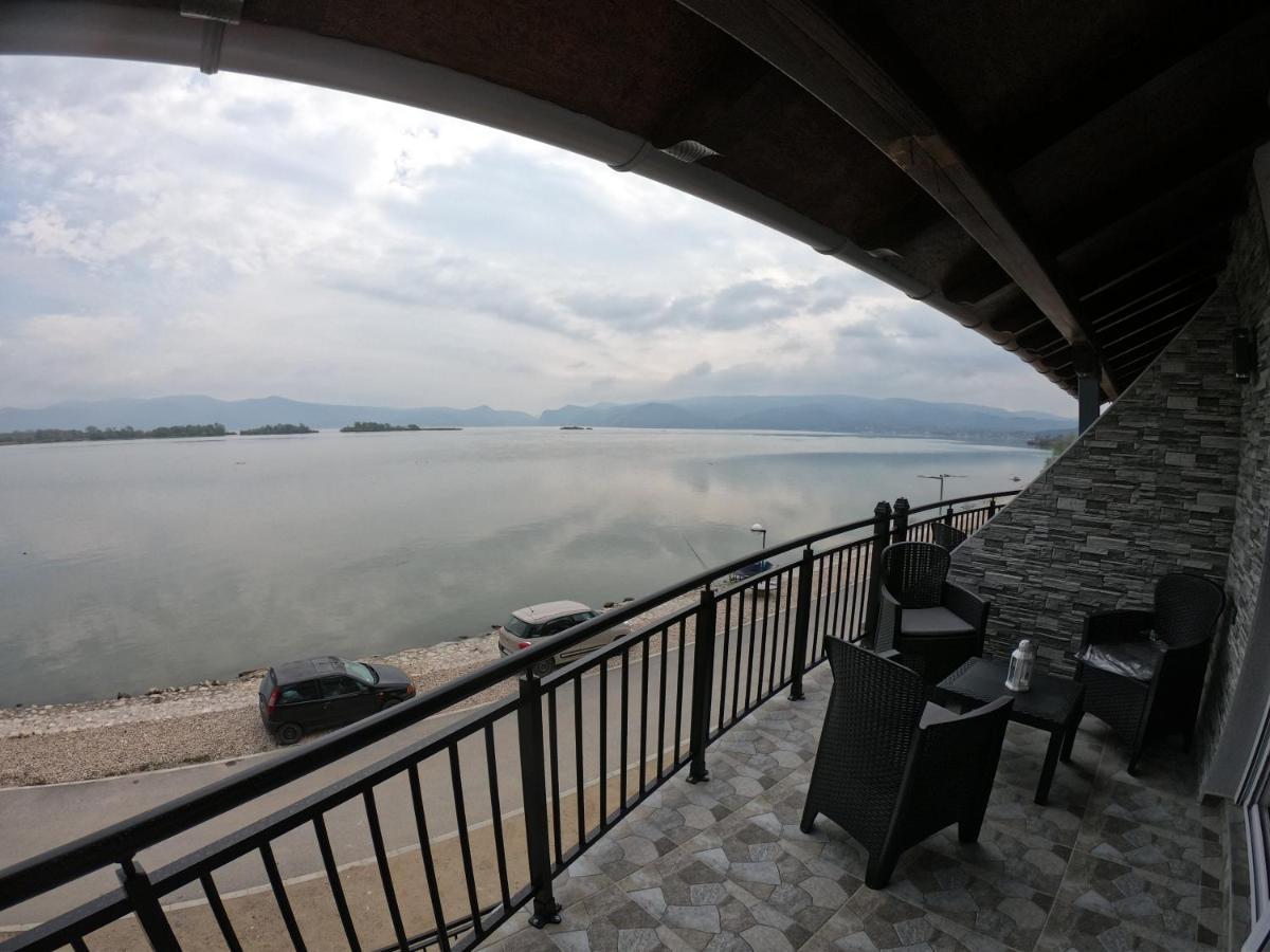 Vila Memphis Голубац Екстериор снимка